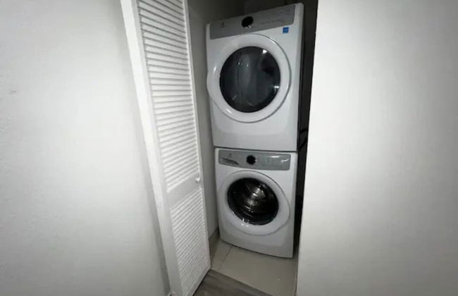 Experience Luna Sky! 65" TV Bar BBQ go FL Keys - Foto 33