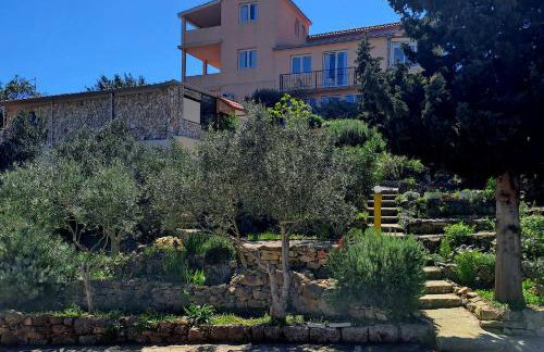 Apartments-Estate under the Paintbrush - Photo 27