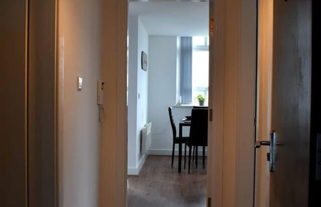 Remarkable 2-bed Apartment in Leafy Sefton Park - Foto 25