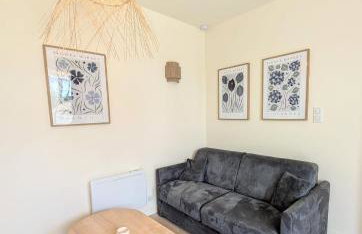 Aux portes de la plage, entièrement rénovés, wifi, Parking gratuit, linge de maison fournit, ménage en fin de séjour compris - Photo 32