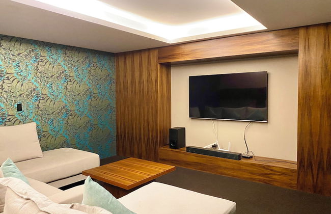 Urban Towers by Andiani Travel - Photo 16