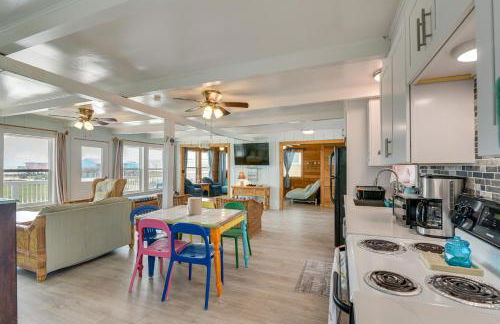 Walk to Shore Freeport Beach House with Grill! - Foto 11