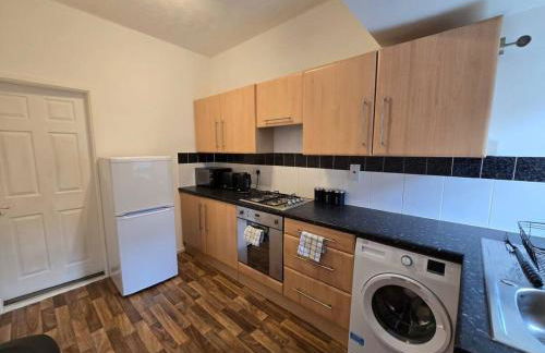 Comfortable 2BR Flat Great Location - Foto 6
