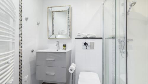 Cosy 1 Bdr near Garibaldi Square - Top Floor & AC - Foto 5