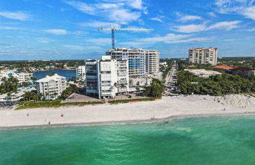 The Sunshine Social - Photo 40