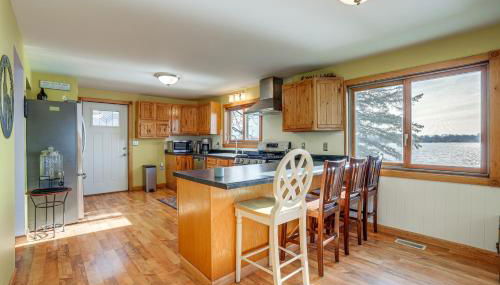 Delton Lake House with Boat Dock Fish, Swim and More! - Foto 3