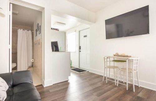 Sleeps 3, Cozy, Boho Style, in the heart of Miami -free parking - Foto 25