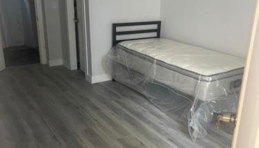 UCLA Thurston - Foto 2