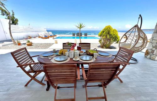 Vaso Beach Front Villa - Foto 4