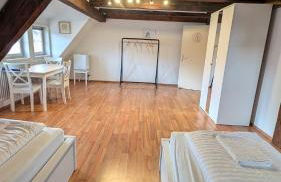 Triple room in a historic half-timbered house - Foto 9