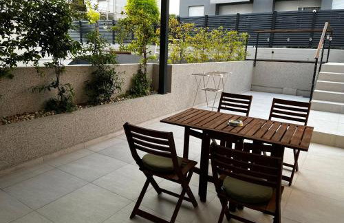 Cozy seaside apartment with private pool & terrace - Foto 15