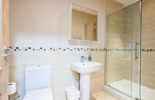 Luxury 2 Bedroom Apartment in Peaceful Location - Foto 7