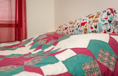 Private w Screened Porch Deck & Pet-Friendly - Foto 28