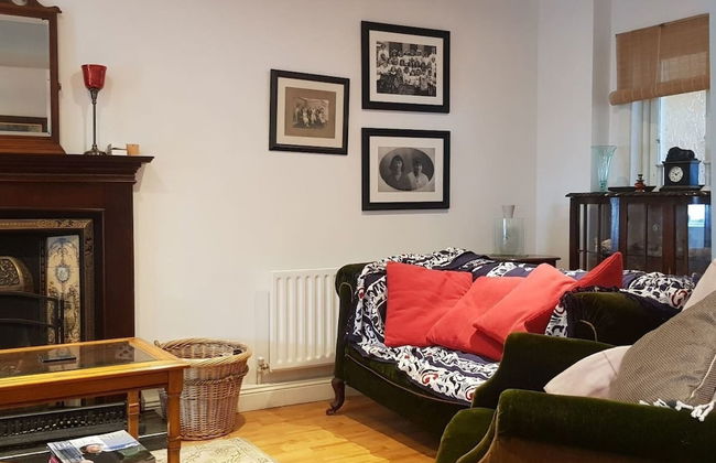 Cosy Townhouse on The Hill in Ireland - Photo 1