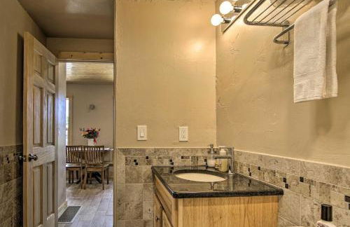 Mountain Cabin, Walk to DiningandMemorial Park! - Foto 16