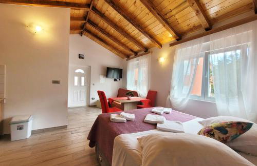 Villa POQUITO, heated pool - Zagvozd, Makarska region - Foto 28