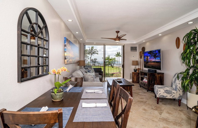 Elegant Oceanfront Vistas - Foto 37