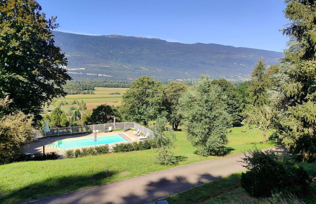 Exceptional Chalet on Estate With Swimming Pool - Photo 24