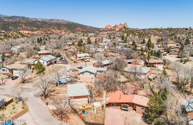 Mtn Dream! Fireplace, Patio & Hot Tub 4BR - Photo 42