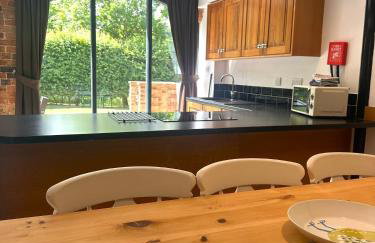 Rats Retreat at Tove Valley Cottages - Photo 6