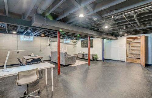 Butterfield Family Friendly Bungalow Northside Indy with Arcade - Foto 16