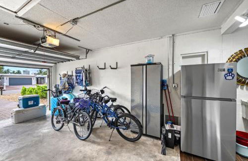 Siesta Key Waterfront Oasis - Heated Pool, Dock, Walk to Village & Beach - Photo 51