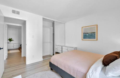 High Ceilings 3BR with Loft-2 Baths Pool & Jacuzzi - Foto 29