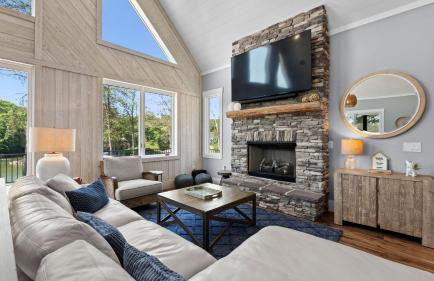 Black Bear & Blue Heron by Avantstay 2 Lakefront Homes, Sleeps 43 Pool, Dock, Theater - Foto 38