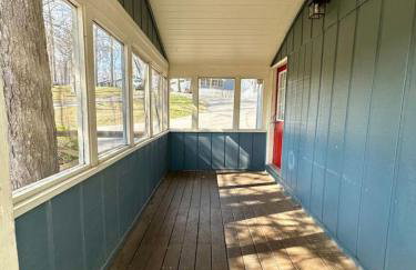 Cottage 1- Lees Ford Marina - Photo 4