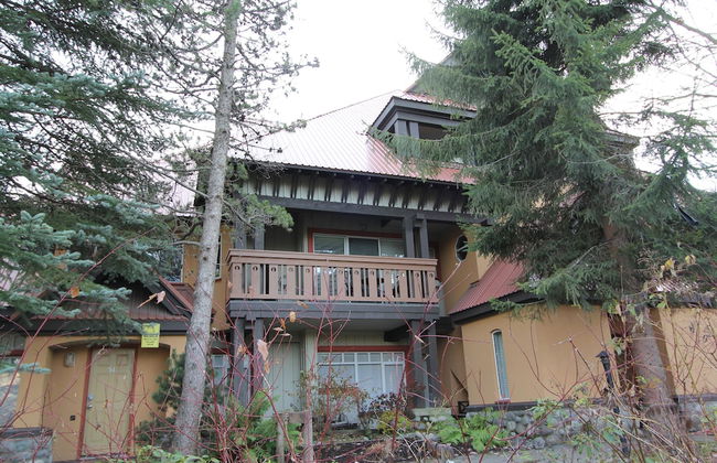 Sunpath Condos by Whistler Retreats - Photo 31