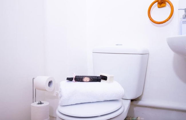 Inviting 1-bed Apartment in London, Near Hotsput - Foto 8