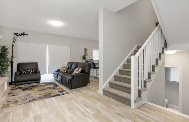 Luxury Entire house mins Niagara falls & Brock uni - Photo 18