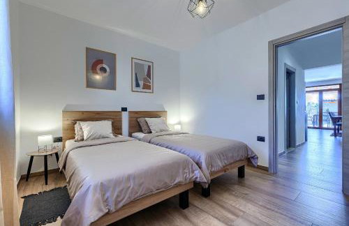 Villa Solis - new private pool villa, 4 bedrooms, near Pula & beaches - Foto 13