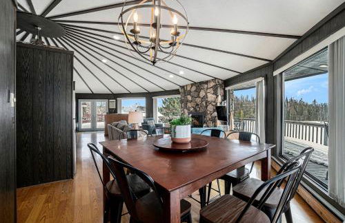 Stunning Cabin Getaway Perfect for Large Groups Situated in Boyne Falls, Michigan - Photo 48