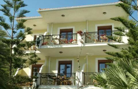 Patra's Apartments Kleopatra and Komissa - Foto 1