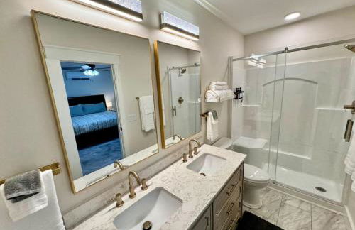 Newest Cottage Downtown. Pet Yes - Photo 40