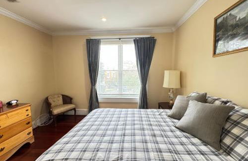 Gorgeous Beautiful House 4BR with Parking - Foto 14