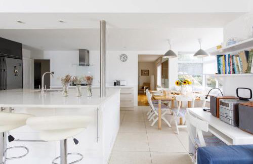 Secluded Rural Retreat Close to Beach - Sleeps 12 - Foto 38