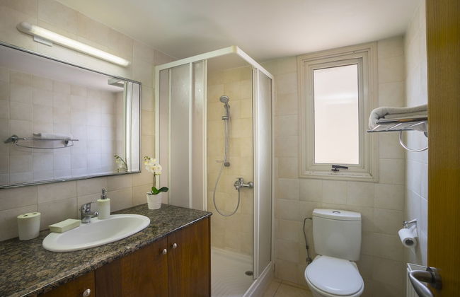 Meneou Beachfront Villa 5 - Foto 17