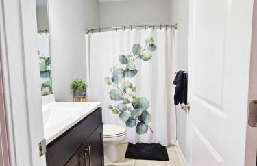 Fire Pit - 4 Min from UNC - 7 Min from Carrboro - Fast Wi-Fi - Foto 14