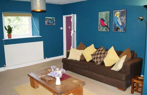 Top Floor at Cantref House - Photo 26