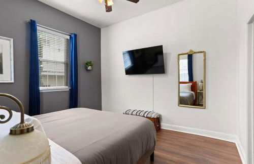 Garden District 3BD 2BA Parking Stylish & Unique - Foto 13