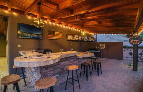 Quail Mountain Desert Resort: Heated Pool, Mt Vews, all BR's King & TV's, Hiking - Photo 33