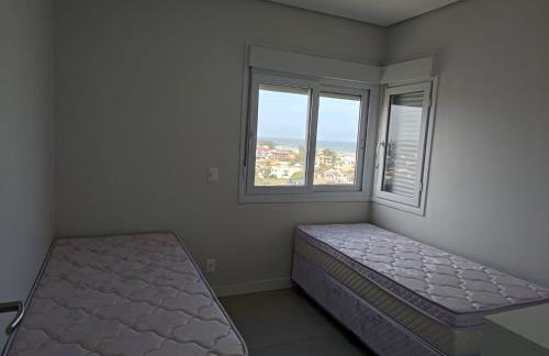 Apartamento Aconchegante com Piscina a 2 Quadras da Beira-Mar - Foto 19