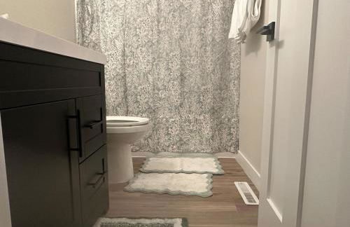 Luxurious Brand New Entire 3br and 2bath - Foto 39