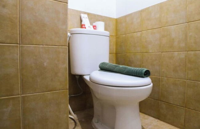 Well Designed 2BR Green Pramuka Apartment - Foto 16