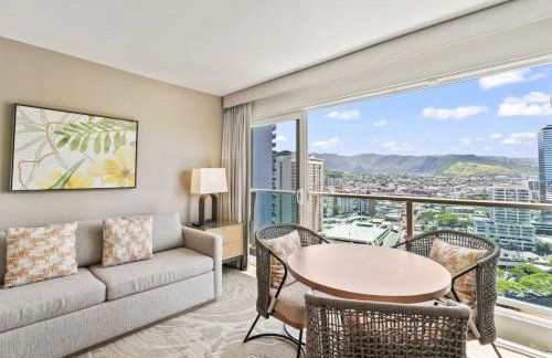 Ala Moana Hotel 2026 near beach King bed - Foto 17