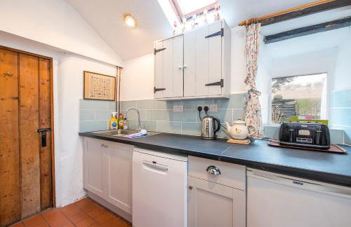 Beach Cottage - Photo 5