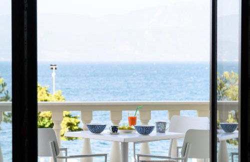 Villa Filoxenia - by the sea - up to 12 guests - Foto 8