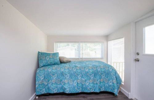 Quaint, Immaculate Bright Cottage in Ozona - Foto 17